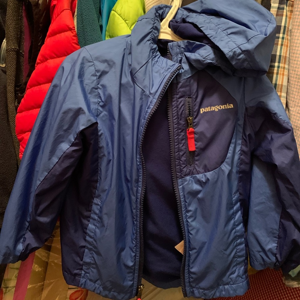 EUC kids 4t Patagonia rain coat
